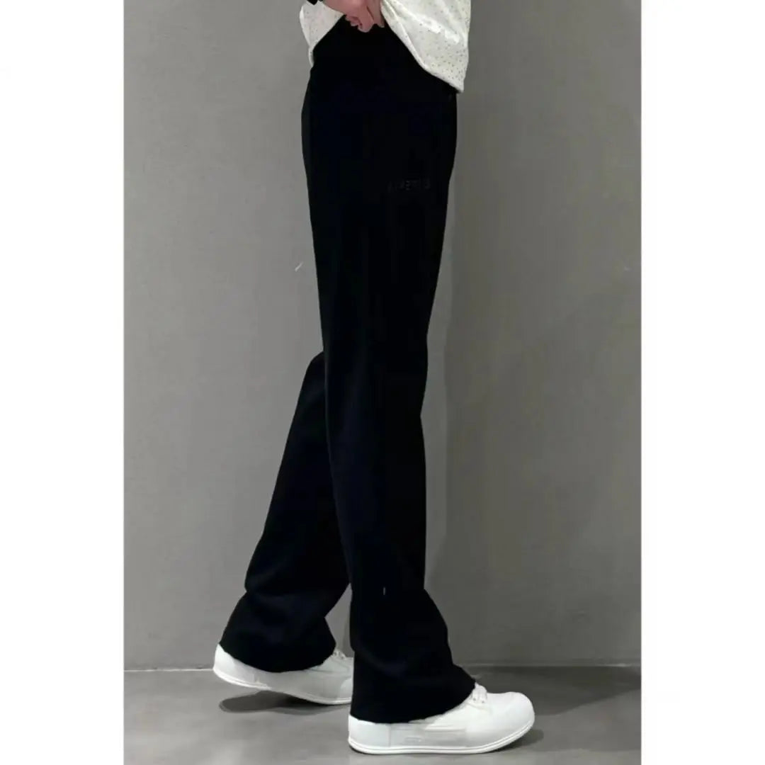 Treviso Relaxed Sweatpant