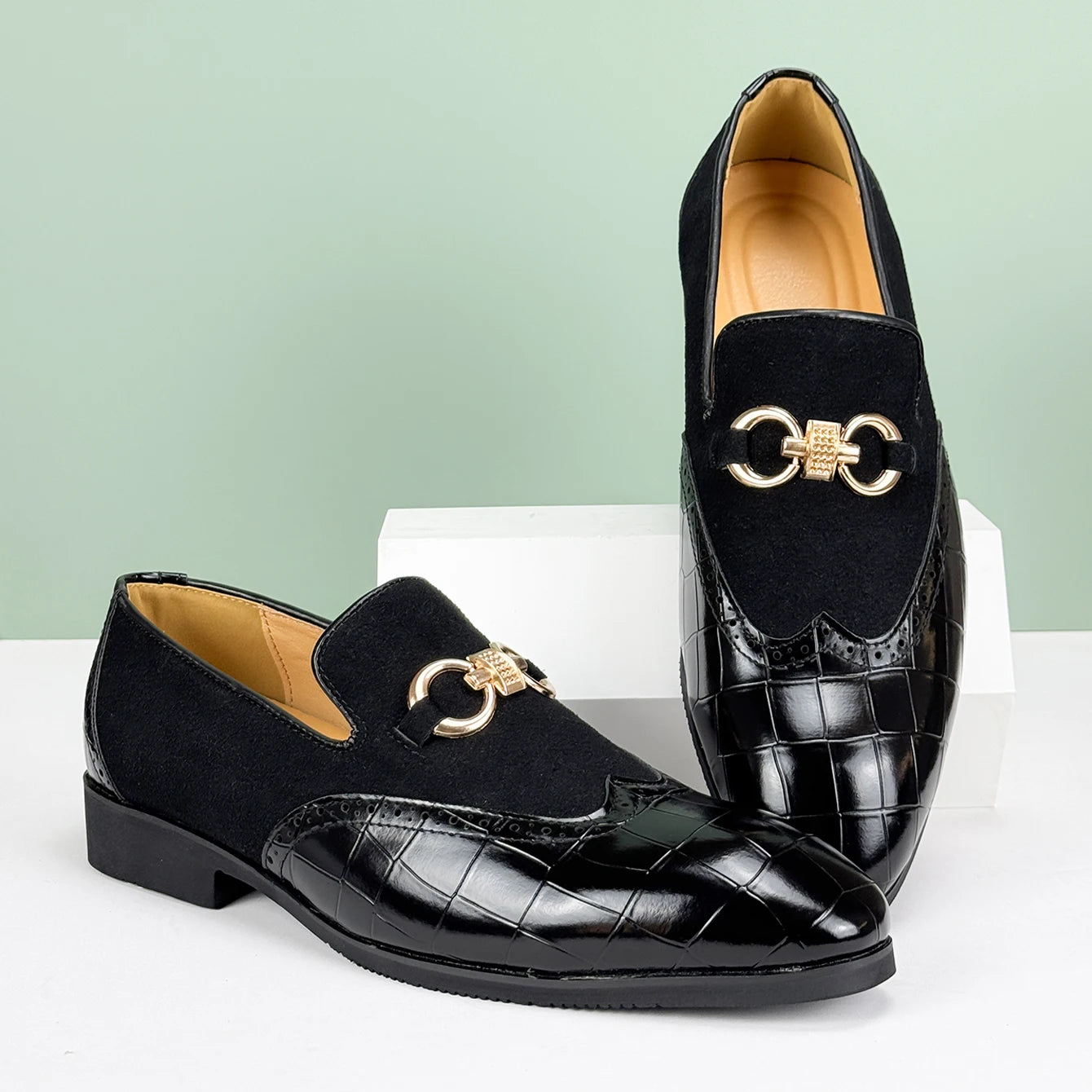 Lanciano Pointed Oxford Loafer